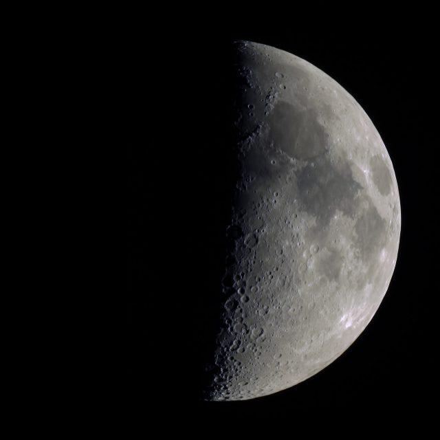 Mond, 17. 6. 2021